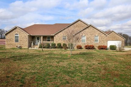 House in Cannon County, Tennessee