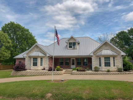 Farm and Ranch in Wood County, Texas