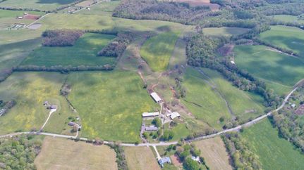 Farm and Ranch in Warren County, Tennessee