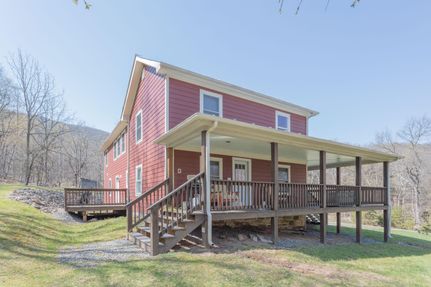 Farm and Ranch in Rockbridge County, Virginia