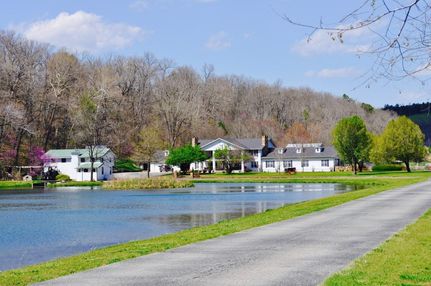 Farm and Ranch in Ozark County, Missouri