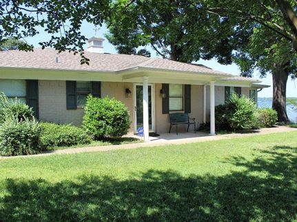 Farm and Ranch in Henderson County, Texas