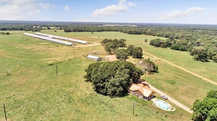 Farm and Ranch in Anderson County, Texas