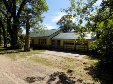 Homesite in Allen County, Kansas