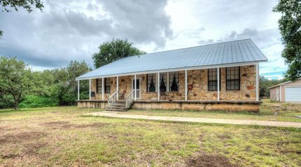 Farm and Ranch in Kendall County, Texas