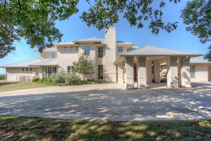 Farm and Ranch in Tarrant County, Texas