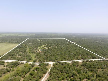 Farm and Ranch in Wilson County, Texas