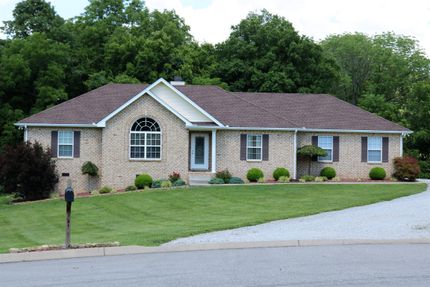 House in Robertson County, Tennessee