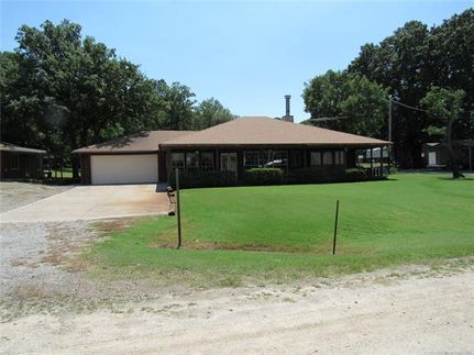 Land in McIntosh County, Oklahoma