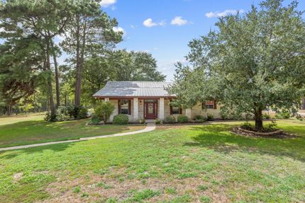Farm and Ranch in Walker County, Texas