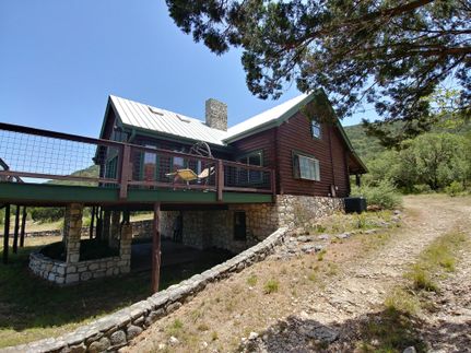 House in Real County, Texas