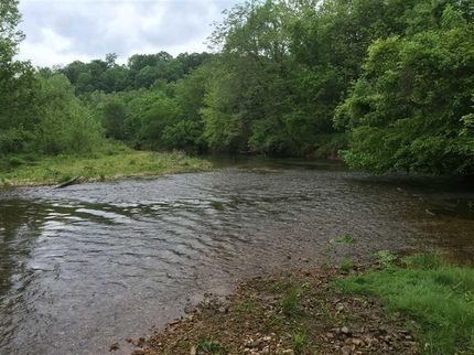 Land in Humphreys County, Tennessee