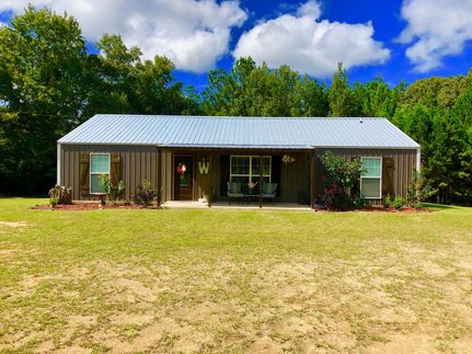 Farm and Ranch in Anderson County, Texas