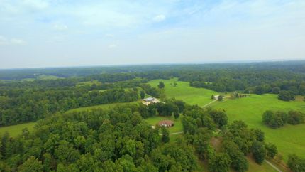 Farm and Ranch in Giles County, Tennessee