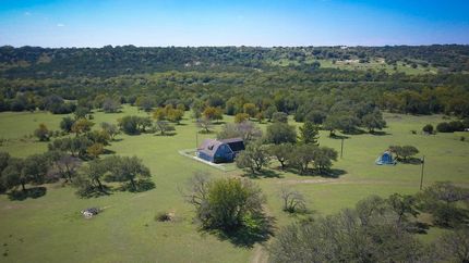 Commercial Property in Hamilton County, Texas