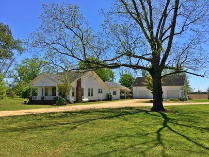House in Monroe County, Alabama