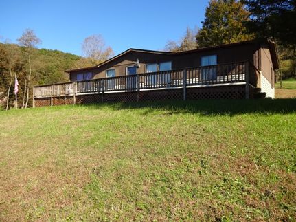 Farm and Ranch in Roane County, West Virginia
