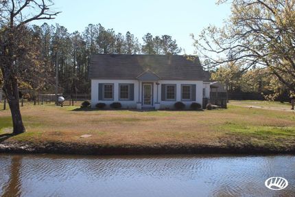 Homesite in Hyde County, North Carolina