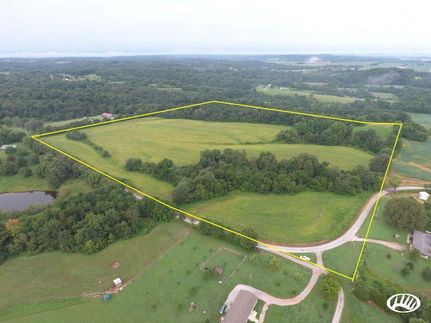 Farm and Ranch in Pope County, Illinois