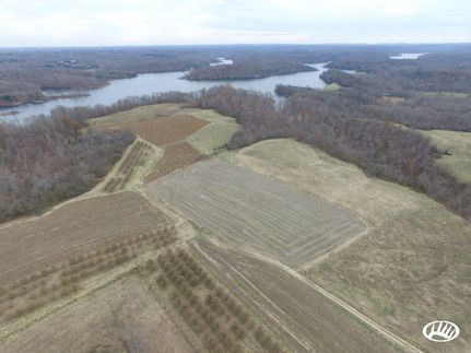 Farm and Ranch in Jackson County, Illinois