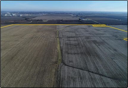 Farm and Ranch in Tazewell County, Illinois