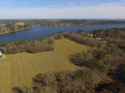 Farm and Ranch in Beaufort County, North Carolina