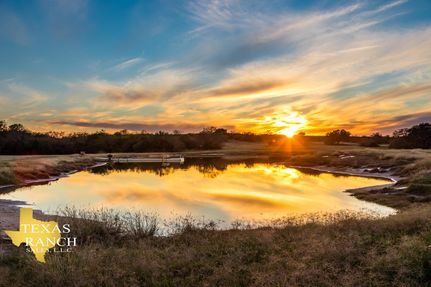 Farm and Ranch in Bee County, Texas