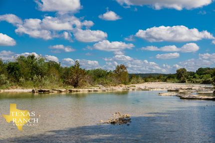 Farm and Ranch in Medina County, Texas