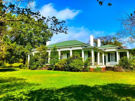 Farm and Ranch in Elmore County, Alabama