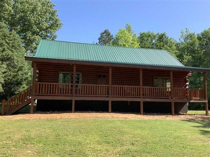 Farm and Ranch in Benton County, Tennessee