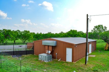 Farm and Ranch in Atascosa County, Texas