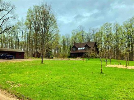 Farm and Ranch in Marquette County, Michigan