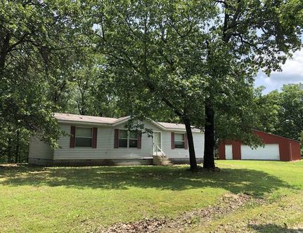 Farm and Ranch in Saint Clair County, Missouri