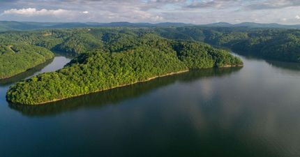Farm and Ranch in Clay County, Tennessee