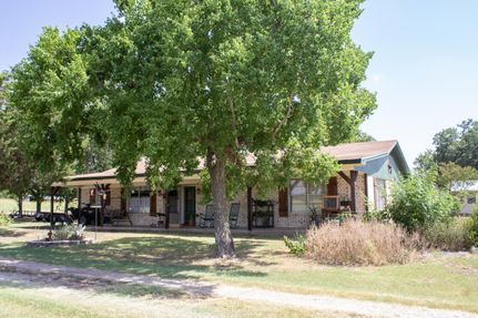 Farm and Ranch in Falls County, Texas