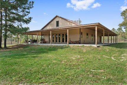 Farm and Ranch in Walker County, Texas
