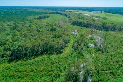 Farm and Ranch in Berkeley County, South Carolina