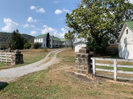 Farm and Ranch in Monroe County, West Virginia