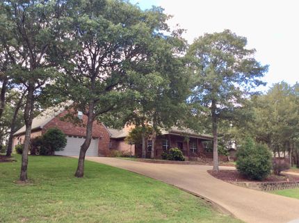 Farm and Ranch in Henderson County, Texas