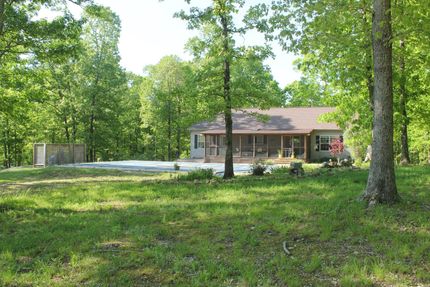 Land in Lewis County, Tennessee