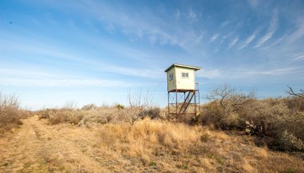 Land in Uvalde County, Texas