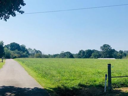 Farm and Ranch in Russell County, Kentucky