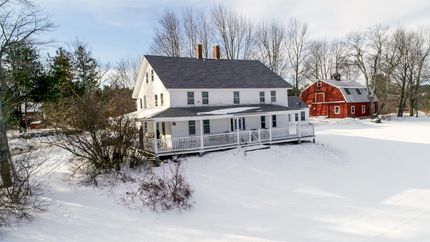 Farm and Ranch in Rockingham County, New Hampshire