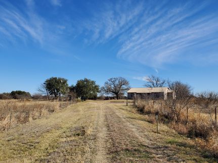 Farm and Ranch in Comanche County, Texas