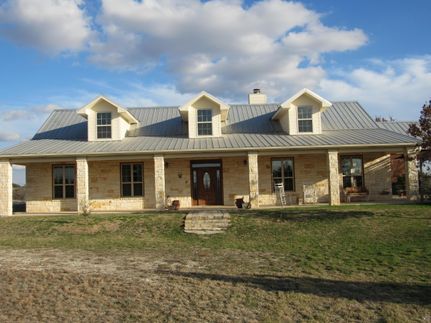 Farm and Ranch in Comanche County, Texas