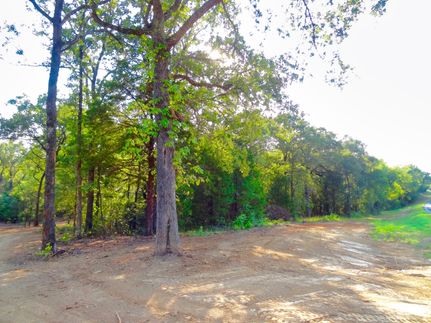 Farm and Ranch in Henderson County, Texas