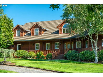 House in Clackamas County, Oregon