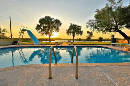 Farm and Ranch in Taylor County, Texas