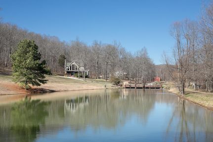 House in Lewis County, Tennessee