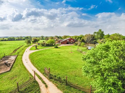 Farm and Ranch in Burleson County, Texas